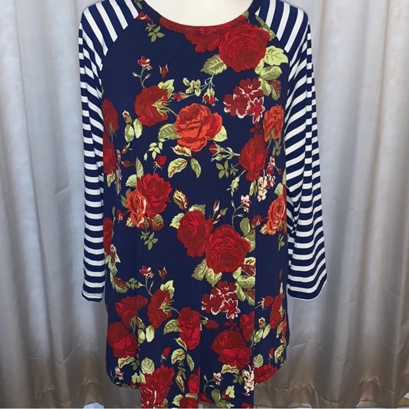 LuLaRoe Tops - LuLaRoe Long Sleeve Top - Navy, Red, White Floral